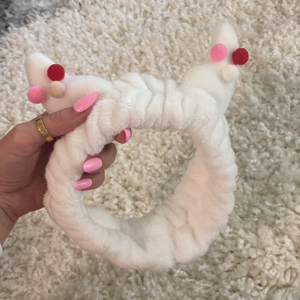 Skincare Headband - Picture 1 of 2